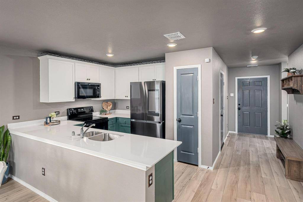727 Cochran Drive, Princeton, TX 75407