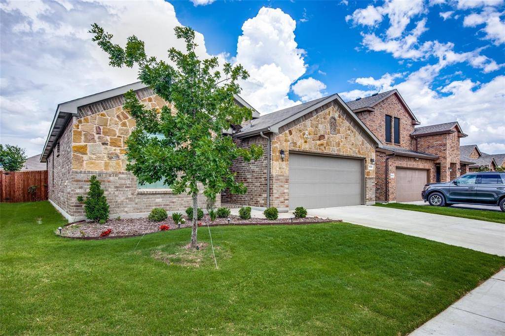 9036 Sycamore Leaf Drive, Fort Worth, TX 76179