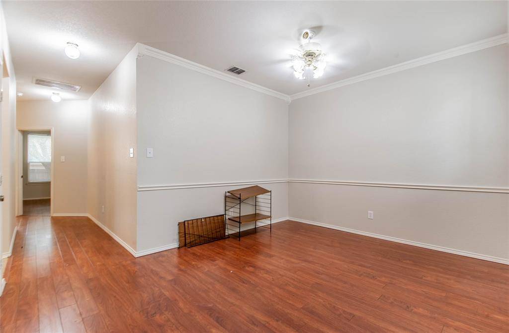 11812 Wispwillow Drive, Fort Worth, TX 76244