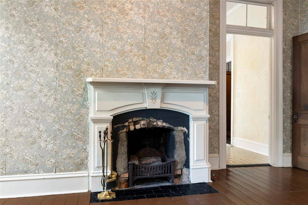 4611 Kelton Drive, Dallas, TX 75209