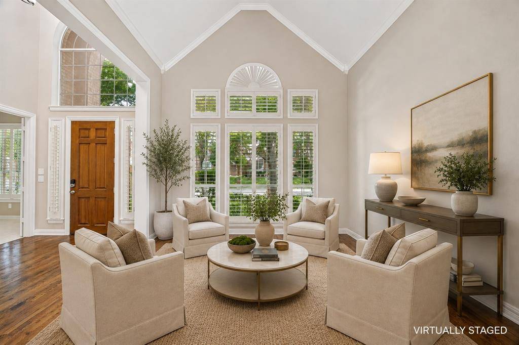 8009 Lynores Way, Plano, TX 75025