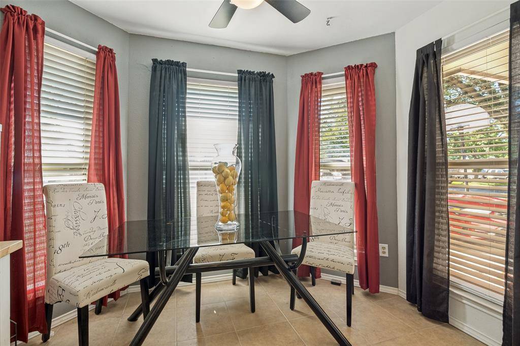 5210 Rowcrop Drive, Arlington, TX 76017