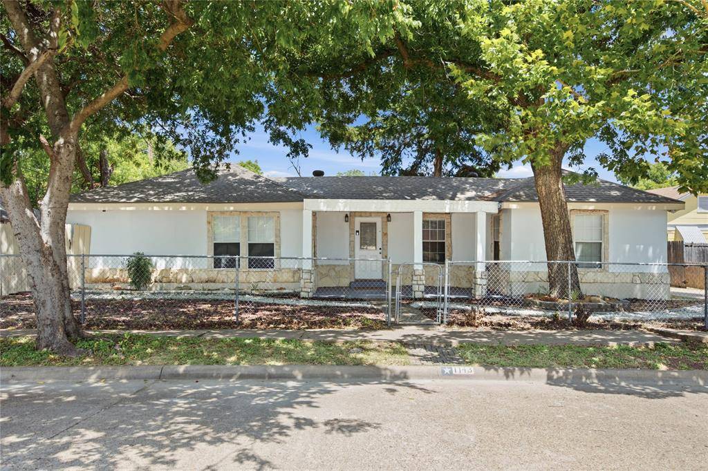 1143 Newport Avenue, Dallas, TX 75224