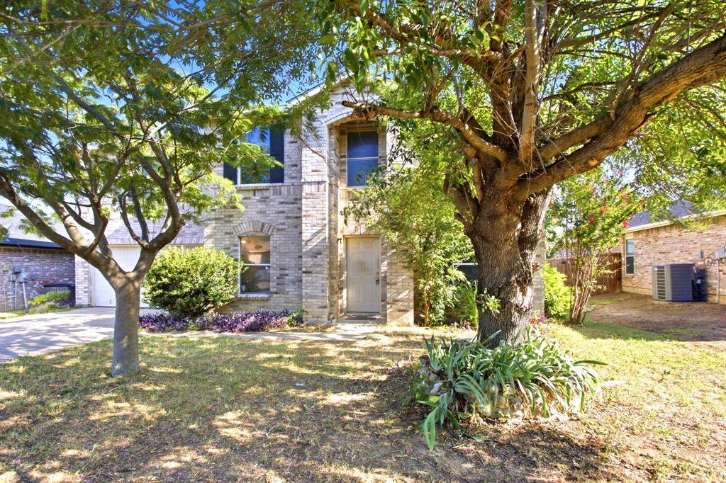 307 Meadow Ridge Drive, Burleson, TX 76028