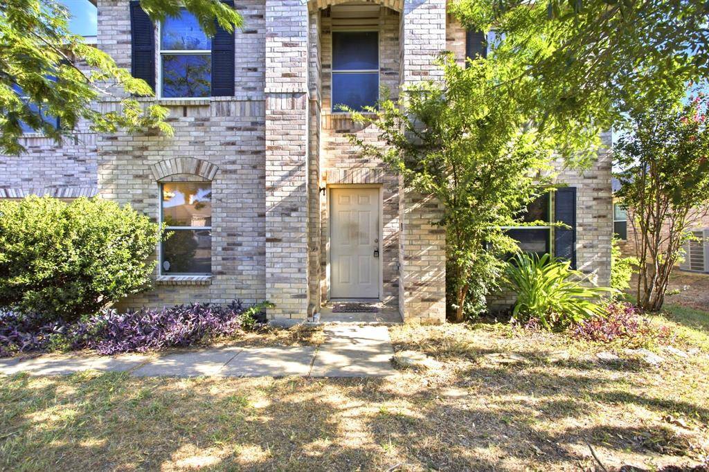 307 Meadow Ridge Drive, Burleson, TX 76028