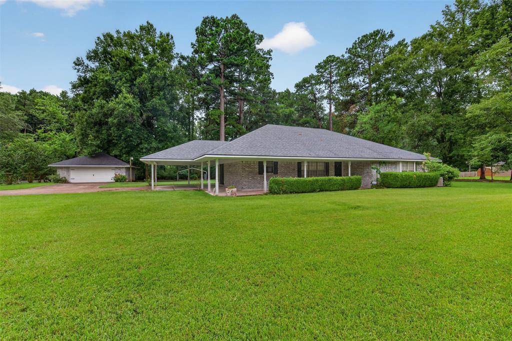 7516 Waterwood Drive, Greenwood, LA 71033