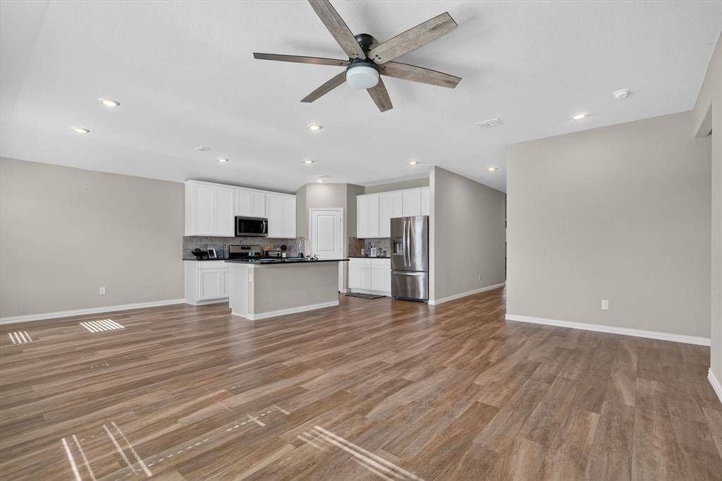 6308 Copperhead Drive, Fort Worth, TX 76179