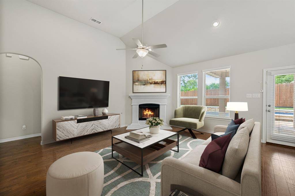 1012 Lake Sierra Way, Little Elm, TX 75068
