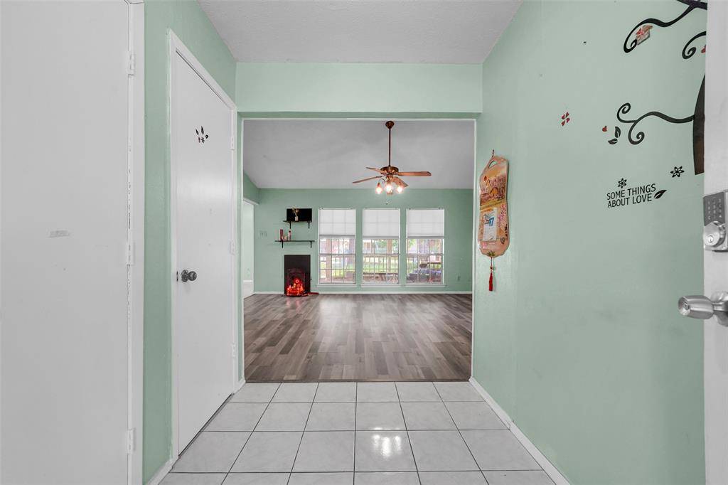 1021 Alexandria Avenue, Garland, TX 75040