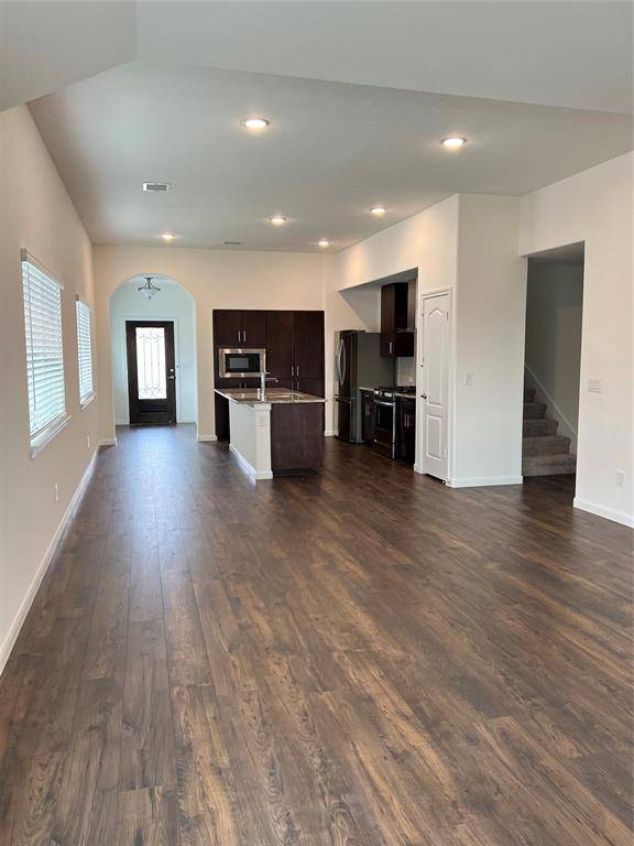 1204 Sumner Street, Aubrey, TX 76227