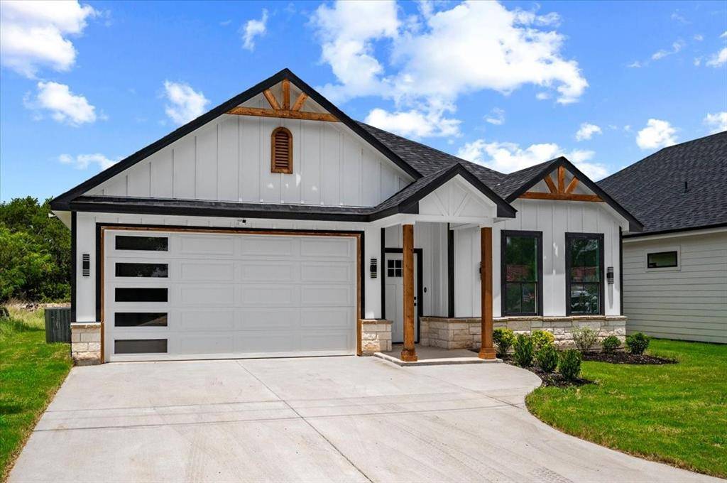 3005 Centaurus Way, Granbury, TX 76048
