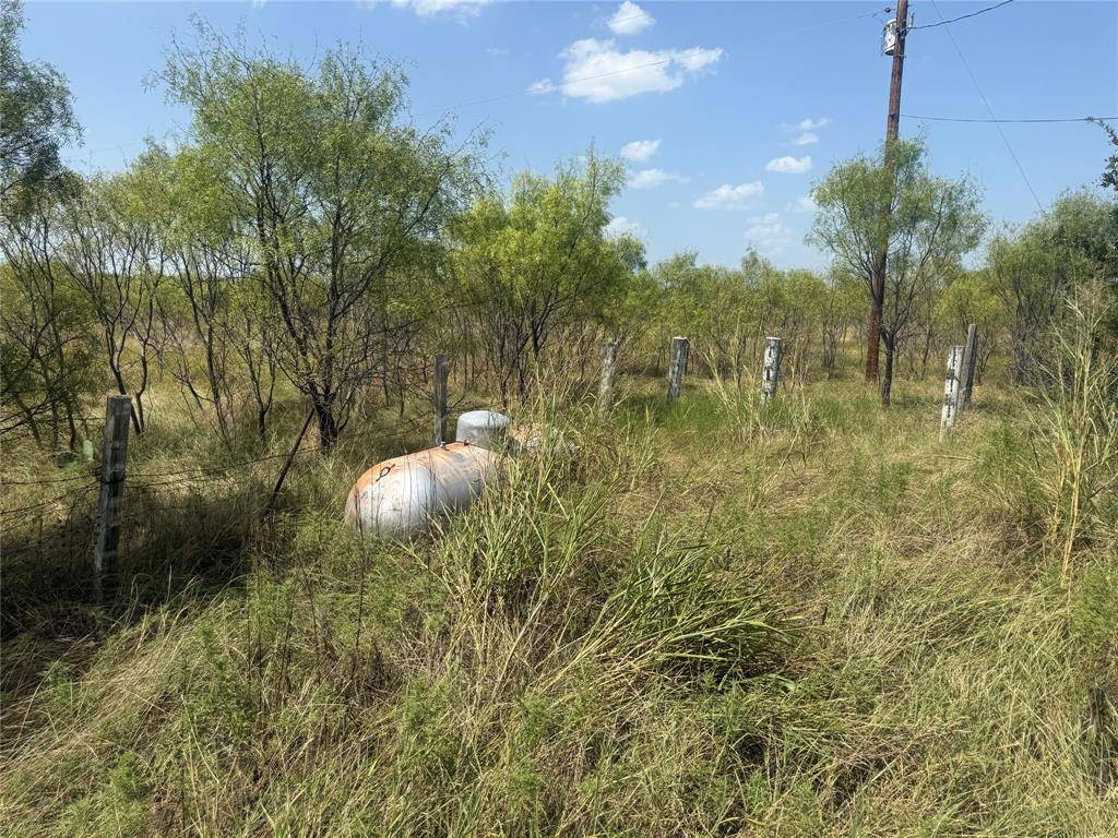 140 Arapaho Road, Brownwood, TX 76801