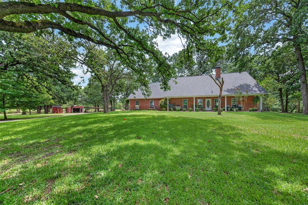 5611 Fm 2494, Athens, TX 75751