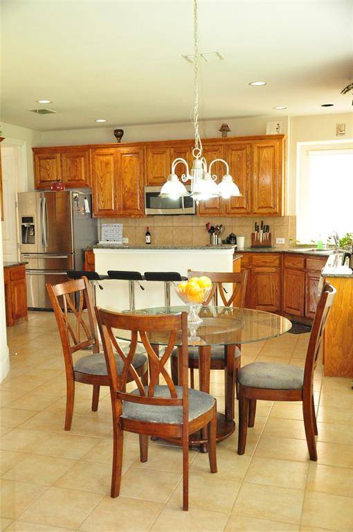 1312 Valley Vista Drive, Irving, TX 75063