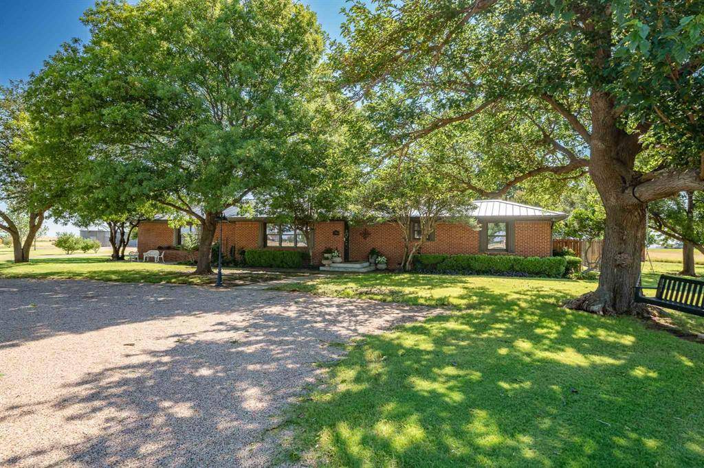 195 County Road 205, Haskell, TX 79521