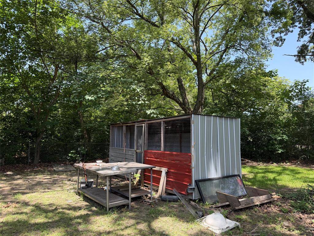 140 S Main Street, Avinger, TX 75630
