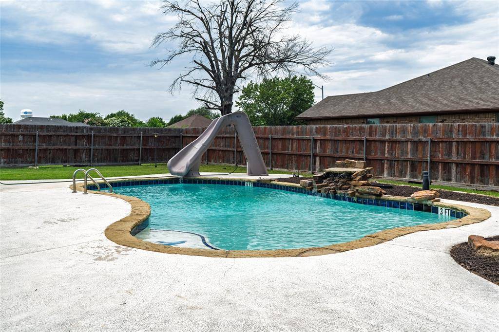 608 Aldridge Street, Commerce, TX 75428