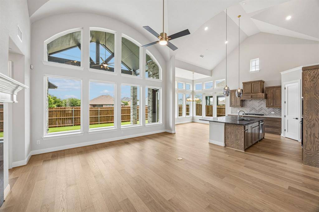 7606 Lanier Lane, Grand Prairie, TX 75054