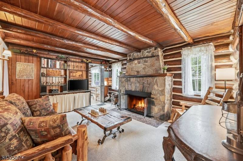 103 Cherry Ridge Rd, West Milford Twp., NJ 07421