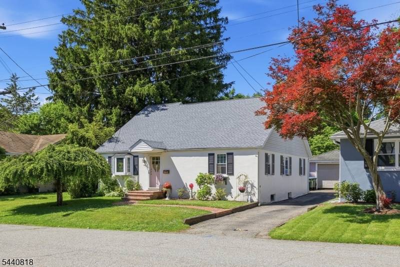 512 Monroe St, Hackettstown Town, NJ 07840