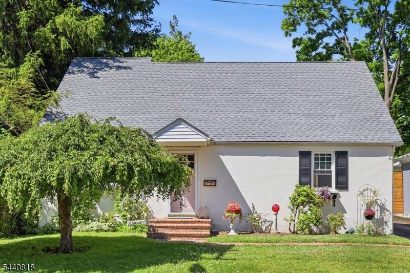 512 Monroe St, Hackettstown Town, NJ 07840