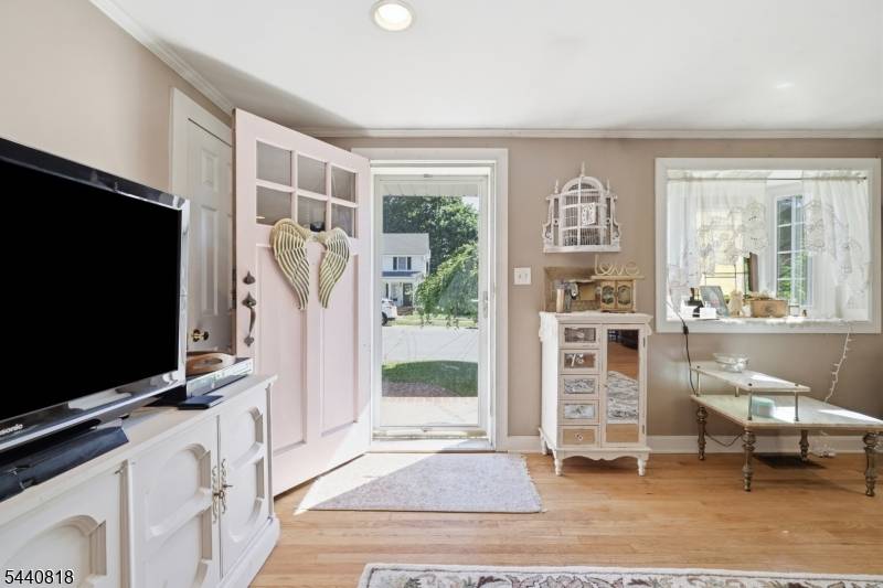 512 Monroe St, Hackettstown Town, NJ 07840