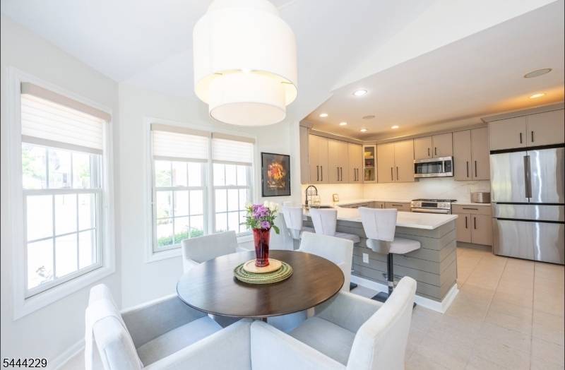 26 Turnberry Ln, Hardyston Twp., NJ 07419