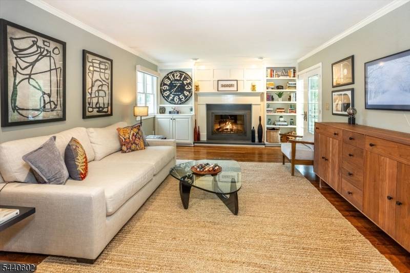 24 Brookfield Way, Mendham Boro, NJ 07945