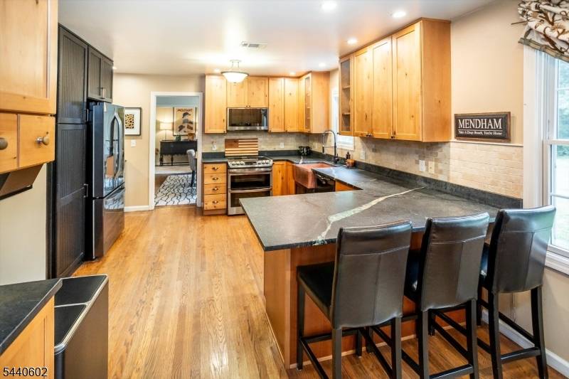 24 Brookfield Way, Mendham Boro, NJ 07945