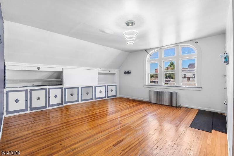 80 Front St, Paterson City, NJ 07522