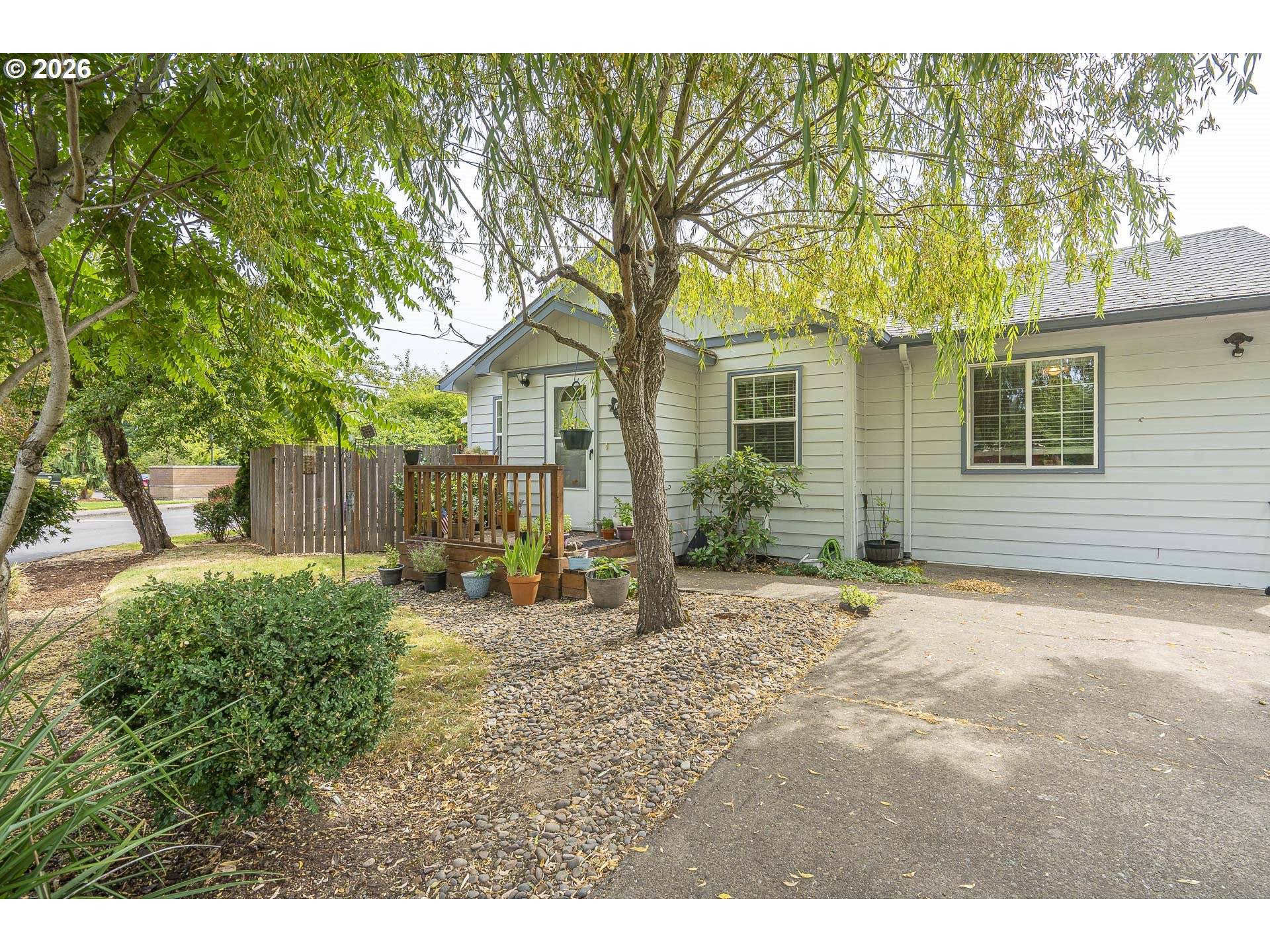 3002 BLUFF AVE, Salem, OR 97302