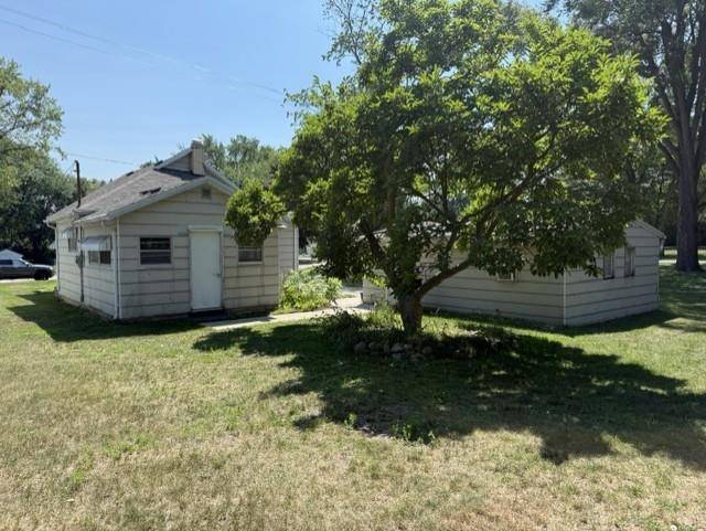 622 Mechanic ST, Alma, MI 48801