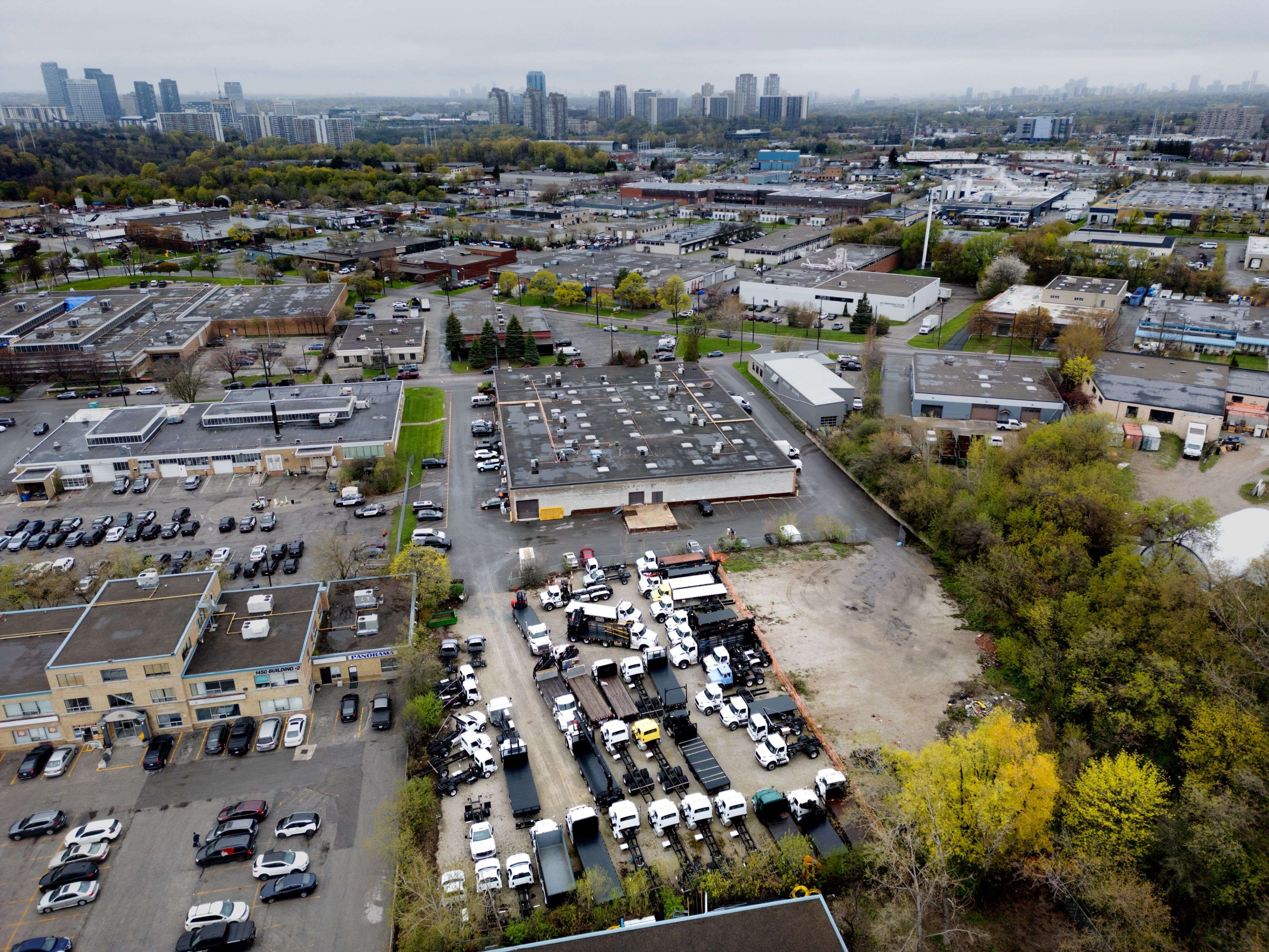 49 Cranfield RD, Toronto E03, ON M4B 3H3