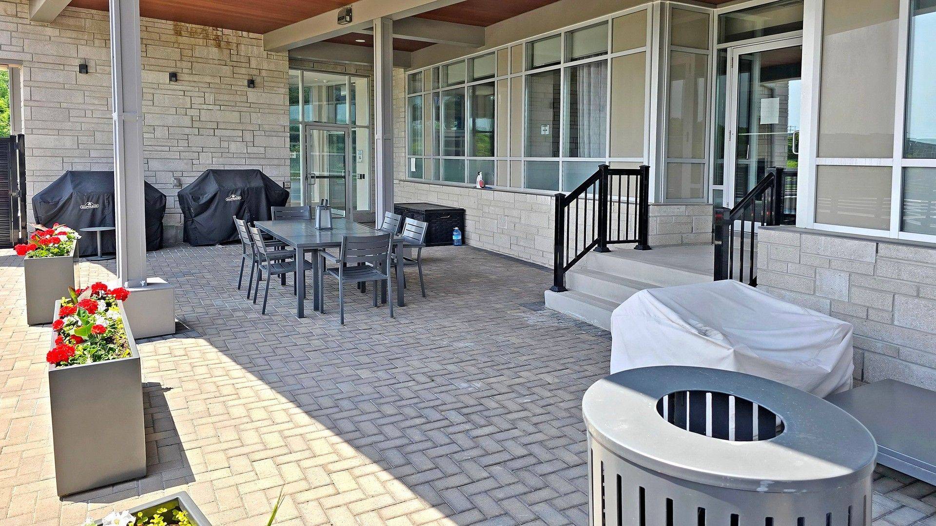 2 Adam Sellers ST #103, Markham, ON L6B 1P2