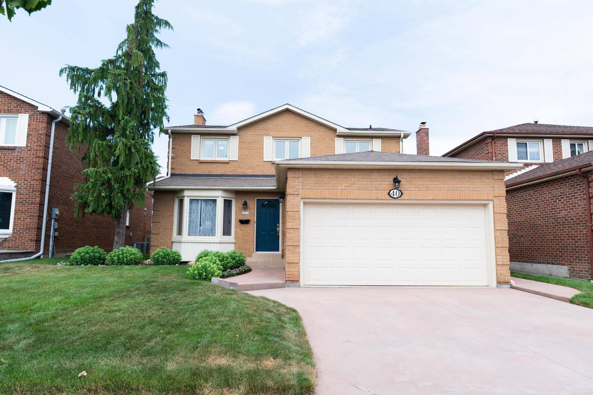 40 Buchanan DR, Markham, ON L3R 4C7
