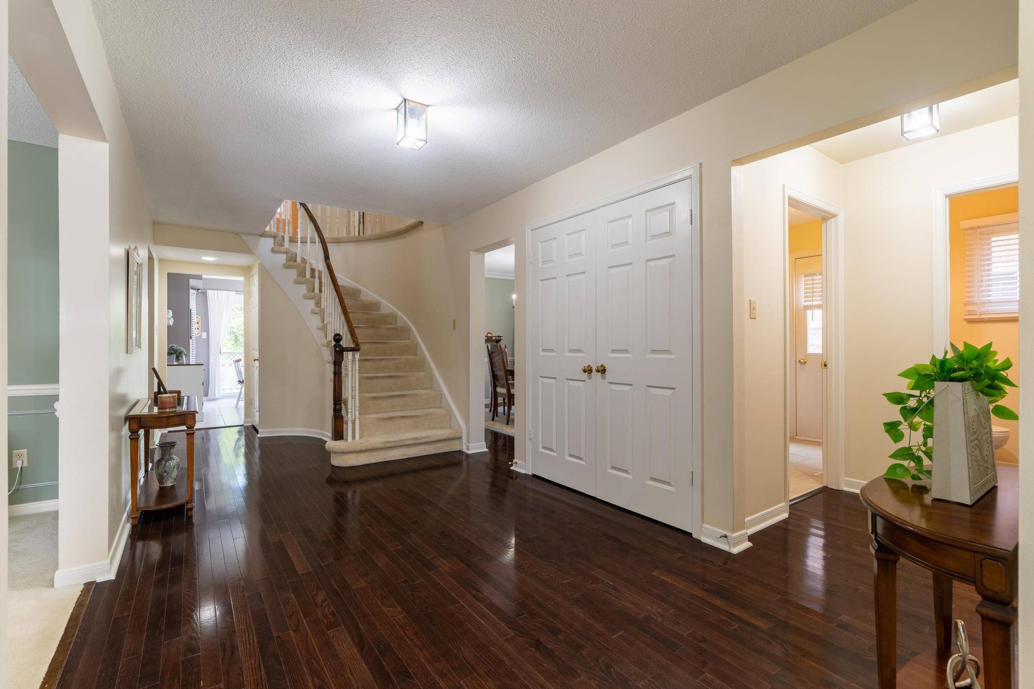 40 Buchanan DR, Markham, ON L3R 4C7