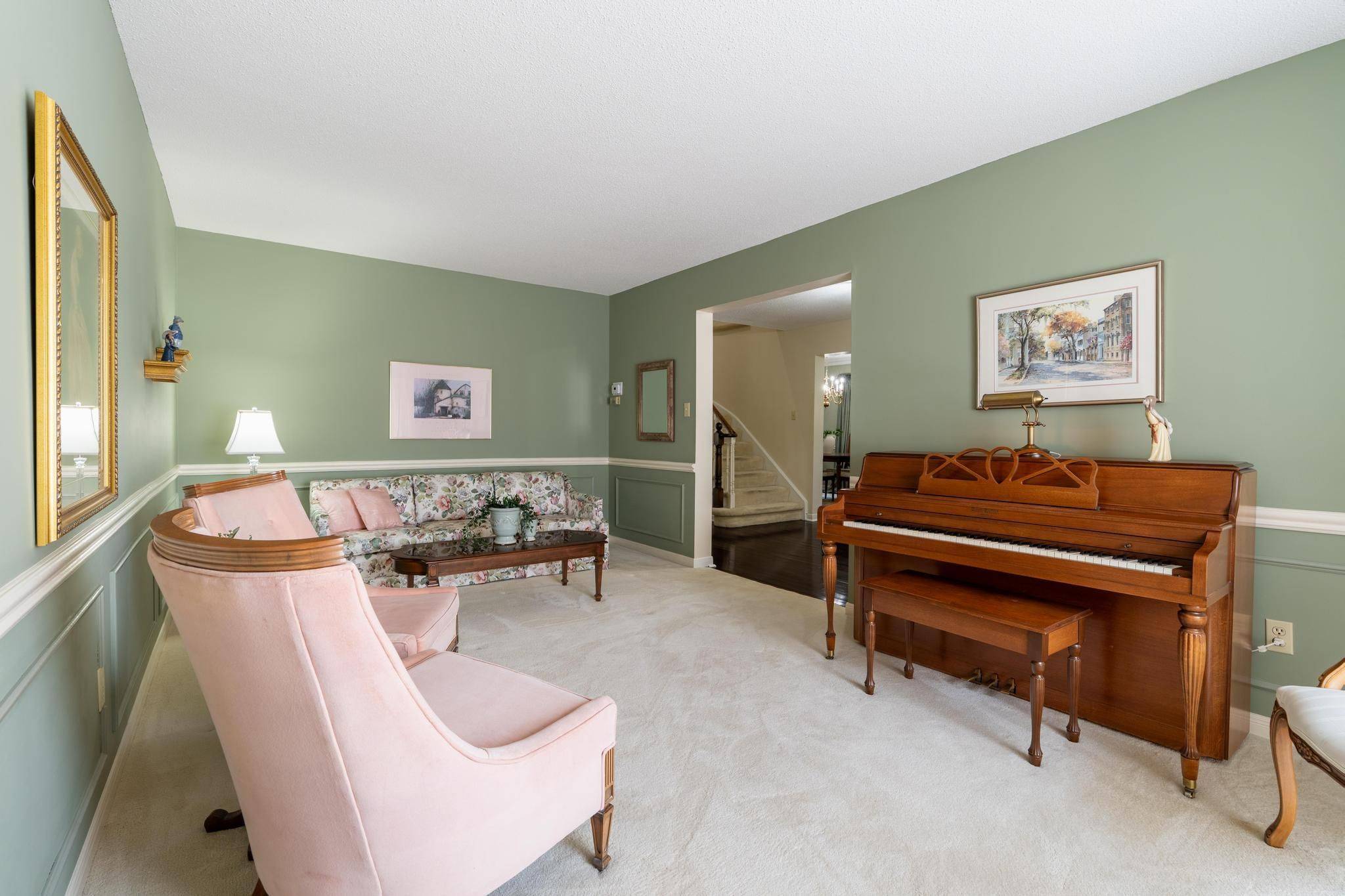 40 Buchanan DR, Markham, ON L3R 4C7