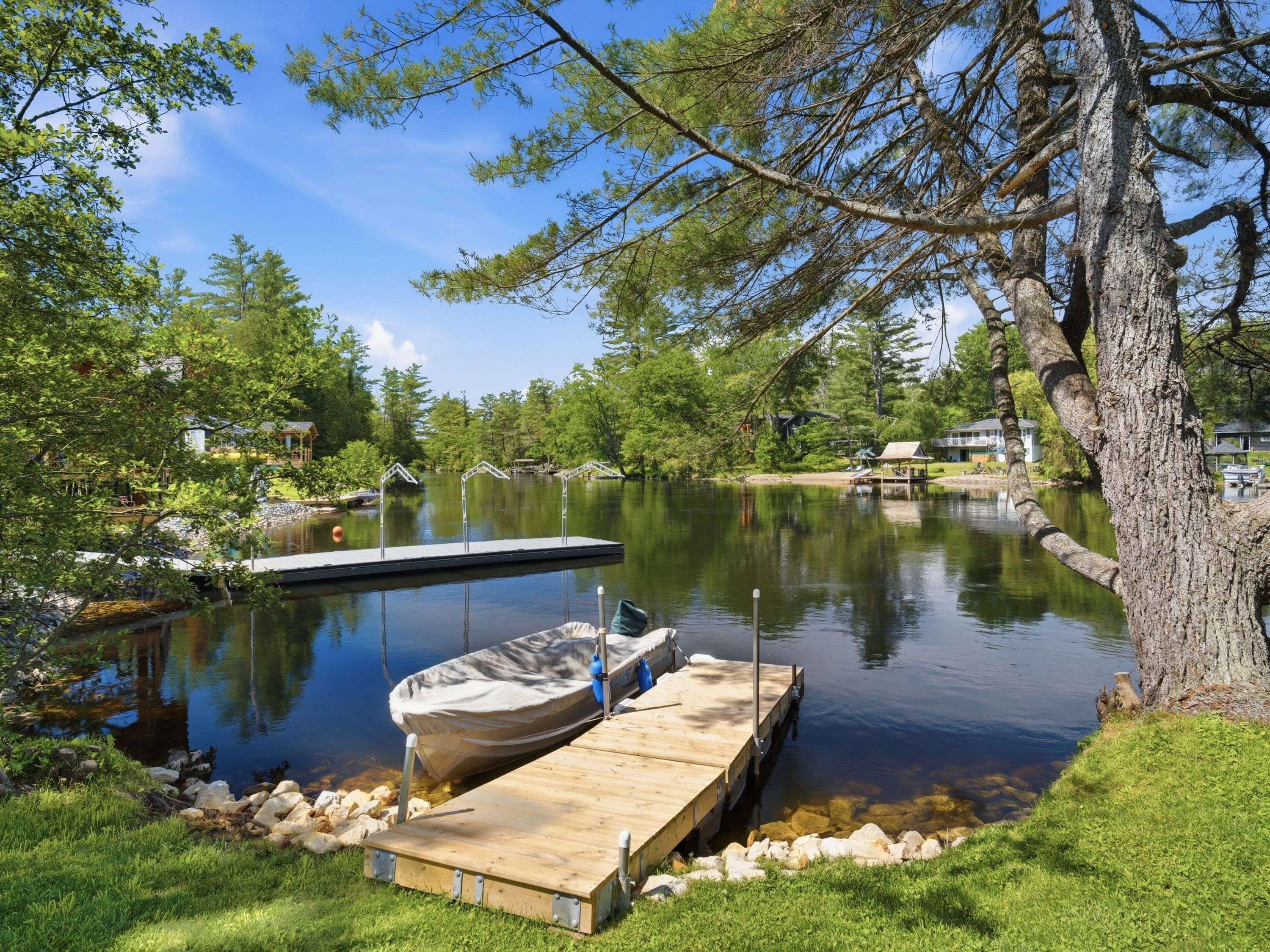 8168 Laidlaw AVE, Ramara, ON L0K 2B0