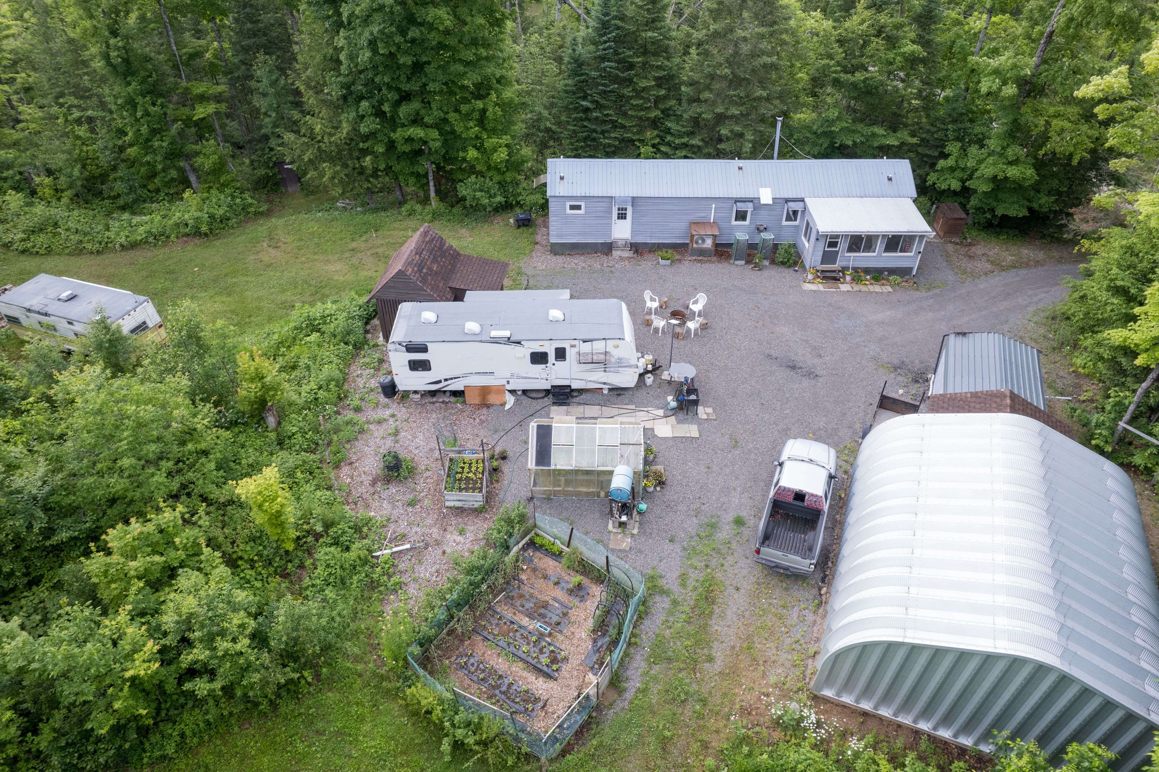 146 Thanet Lake RD, Wollaston, ON K0L 1W0
