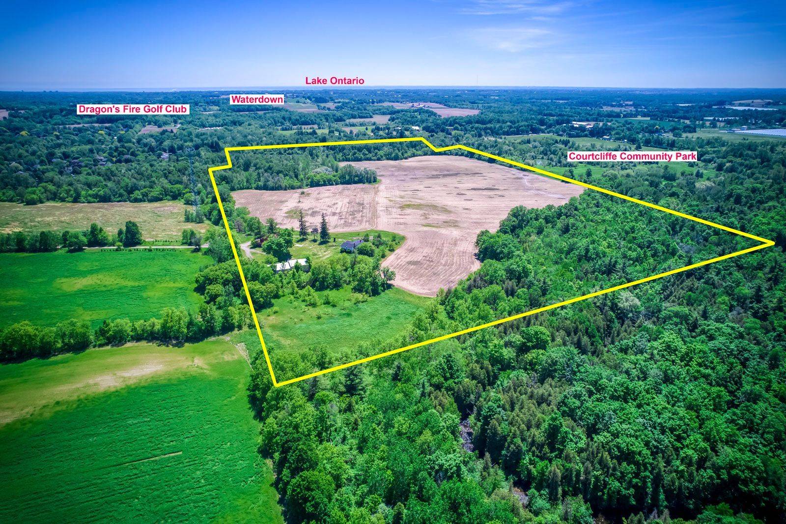 217 Carlisle RD, Hamilton, ON L8N 2Z7