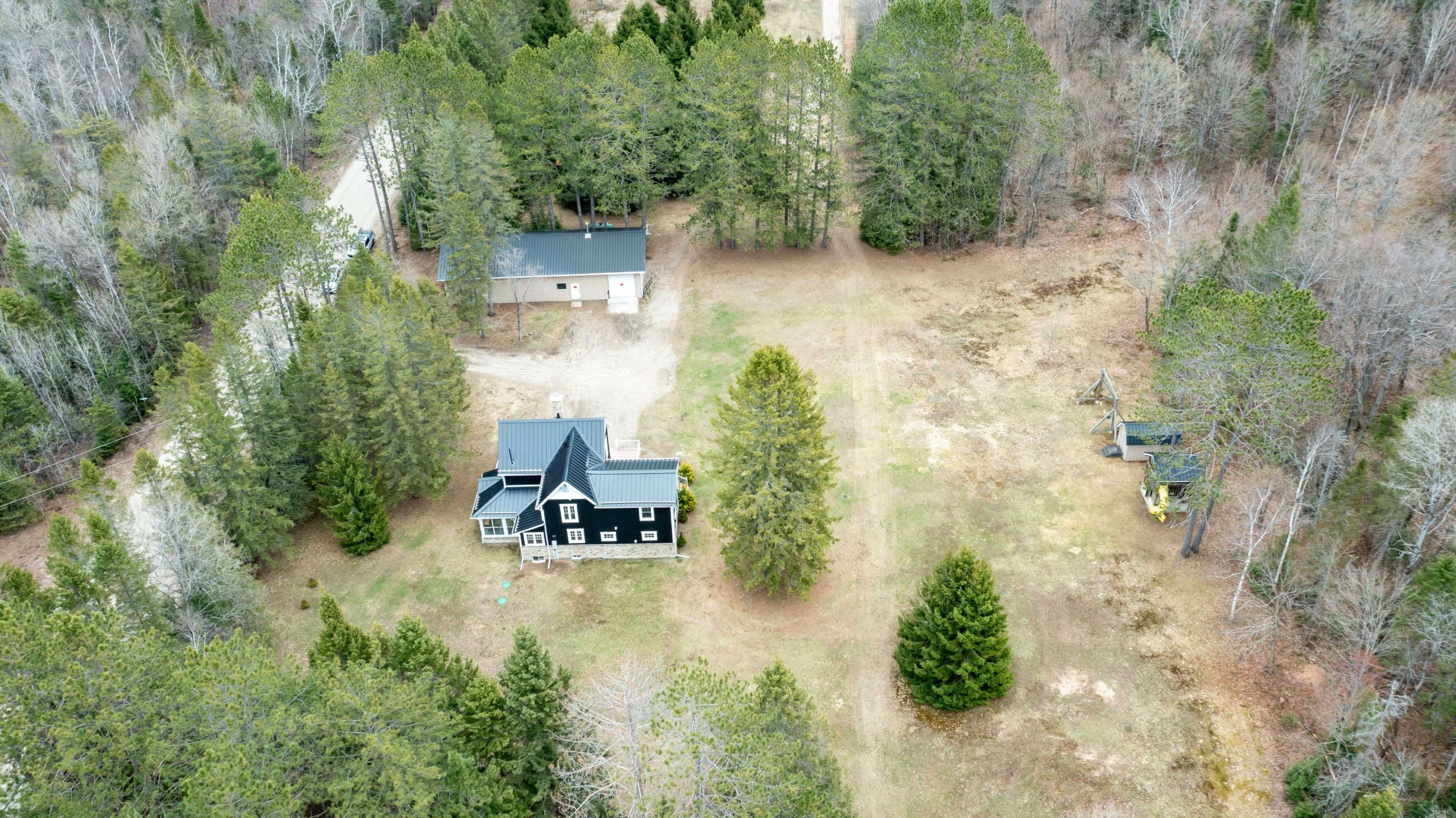 12 Emsdale Lake RD, Perry, ON P0A 1M0