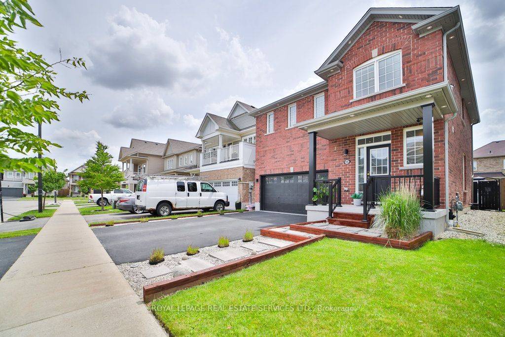15 Mcallistar DR, Hamilton, ON L0R 1C0