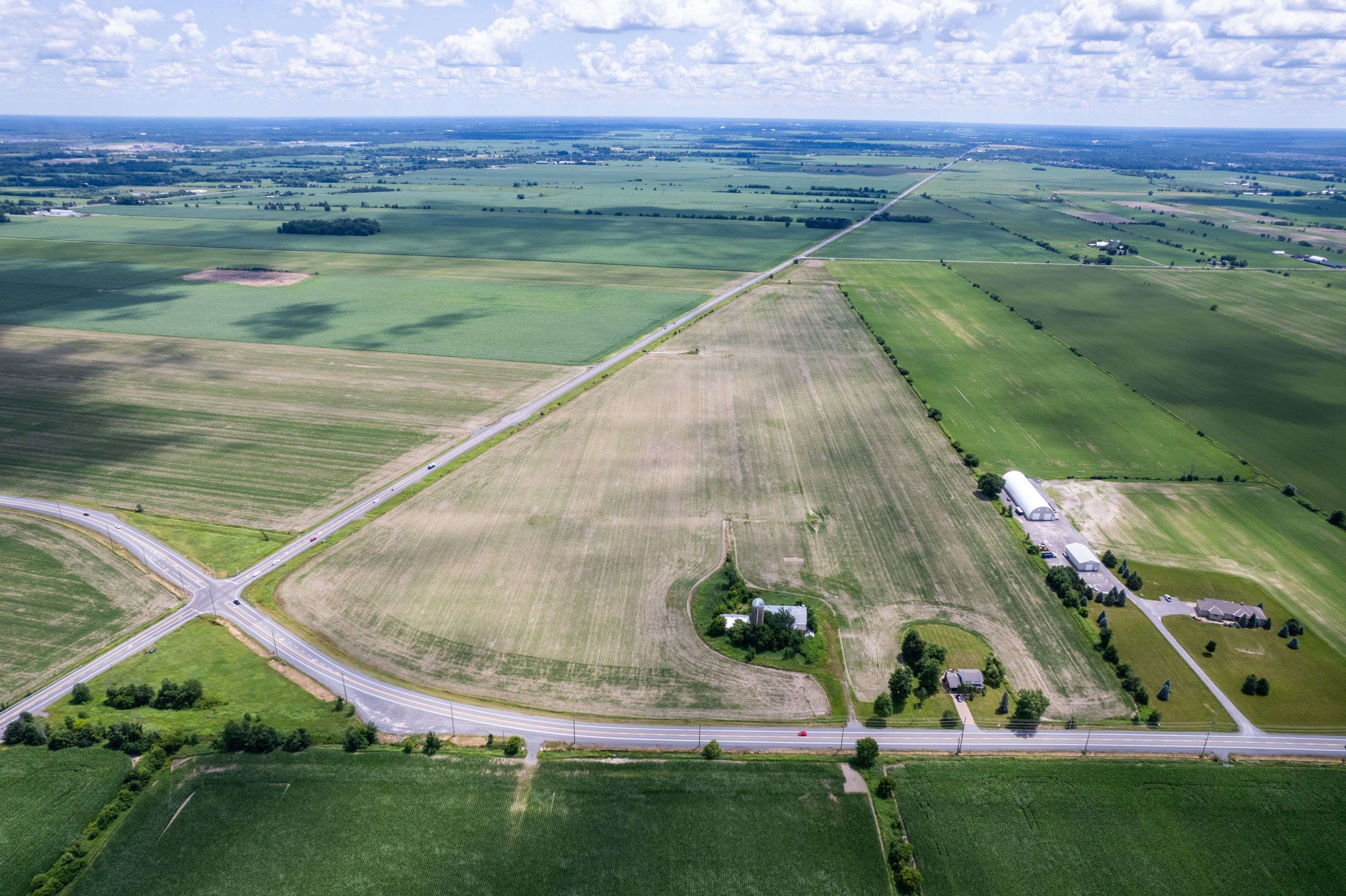 5490 Fallowfield RD, Stittsville - Munster - Richmond, ON K2S 1B8