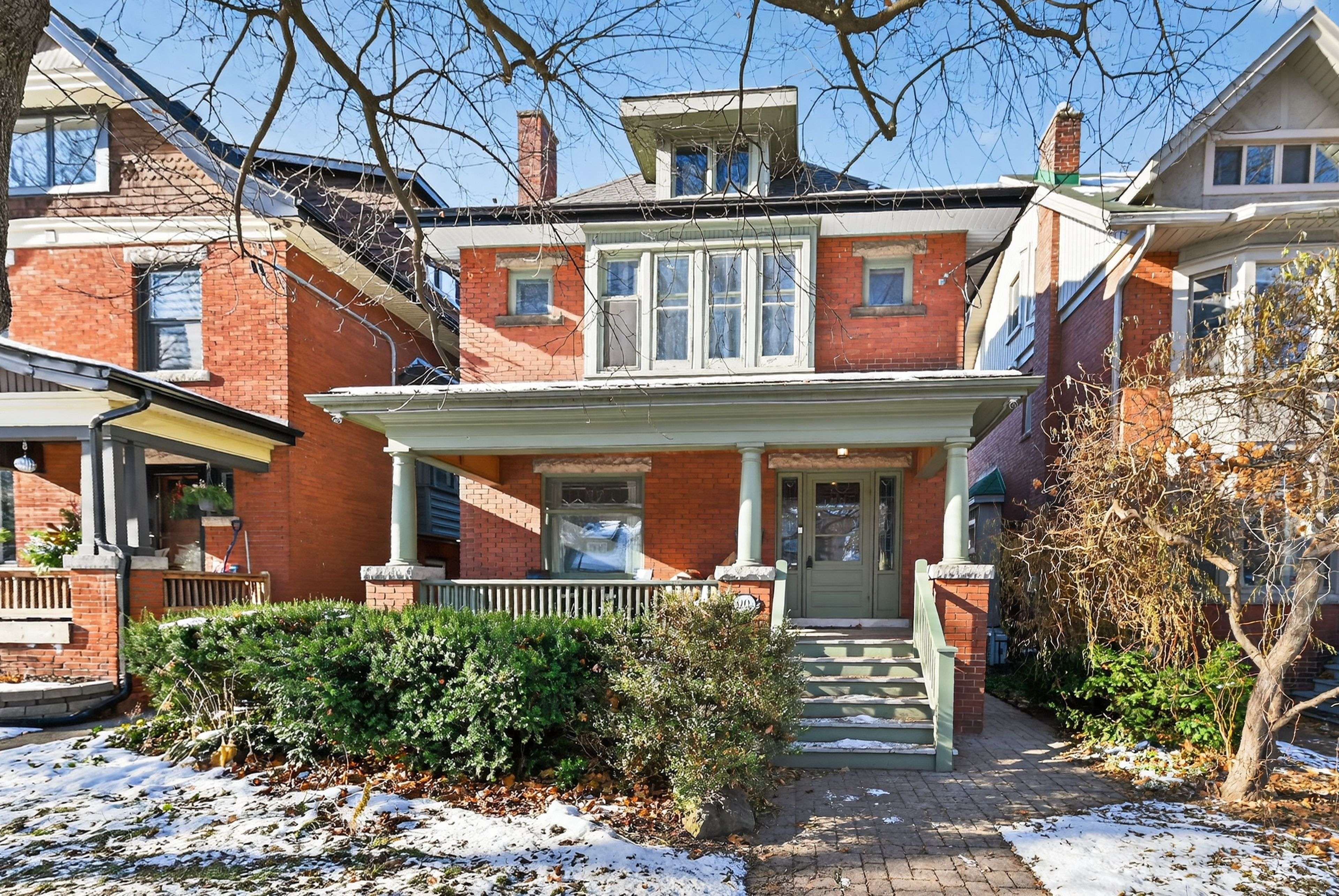 90 Blake ST, Hamilton, ON L8M 2S6