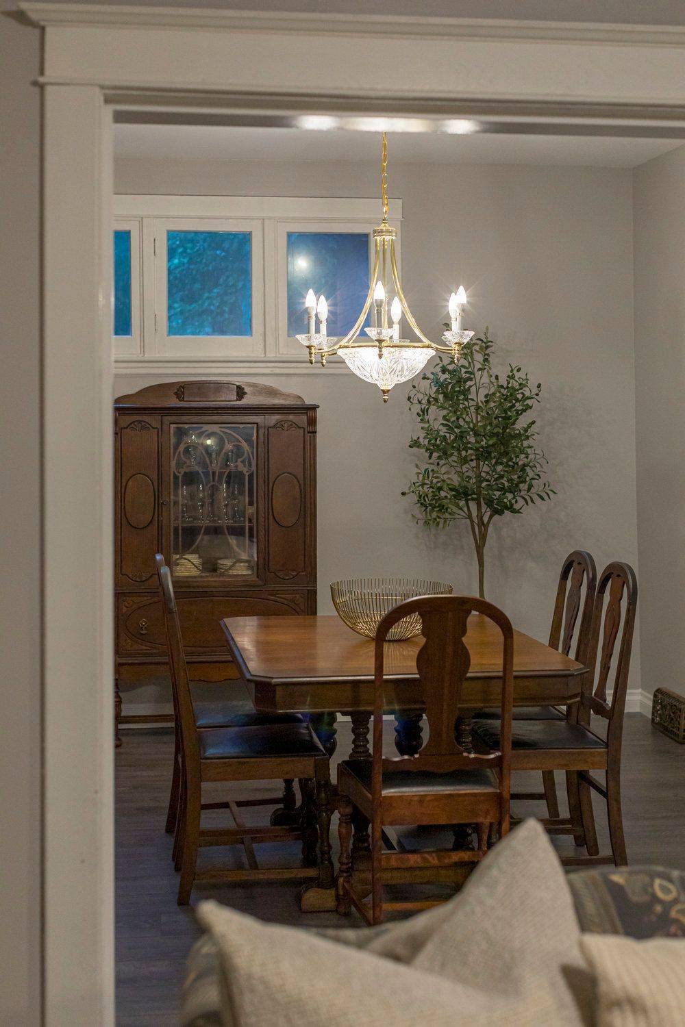 90 Blake ST, Hamilton, ON L8M 2S6