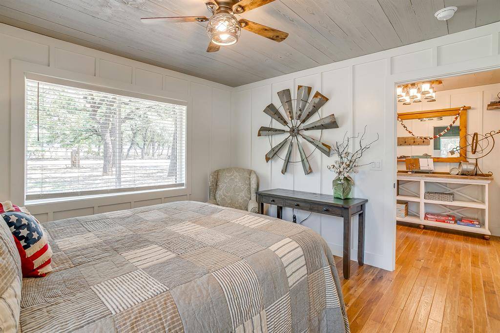 176 Kennon Circle, Palo Pinto, TX 76484