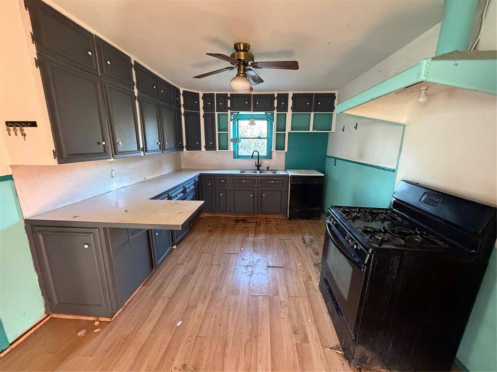 318 N Dale Avenue, Stephenville, TX 76401