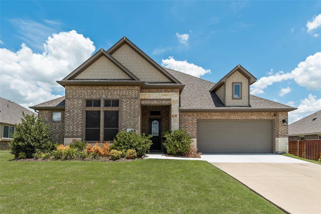 643 Woodridge Drive, Oak Point, TX 75068