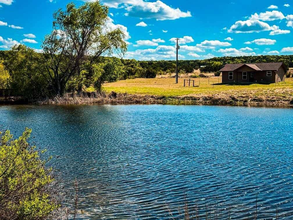 601 County Road 60, Gatesville, TX 76528