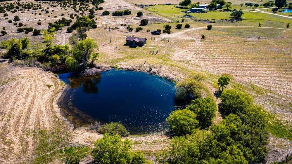 601 County Road 60, Gatesville, TX 76528